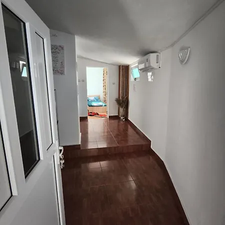 Casa Tesmao Feriehus Constanţa